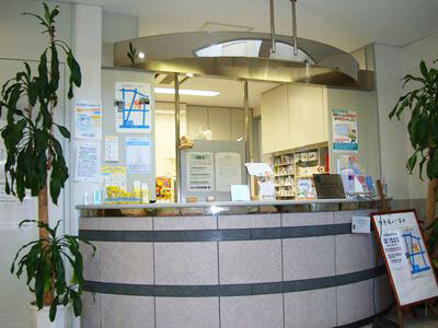 医療法人社団　森岡皮膚科医院受付